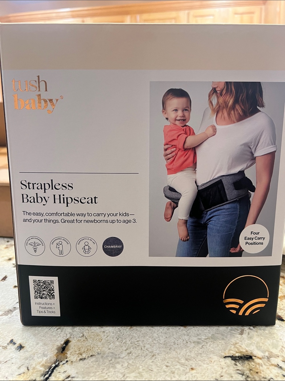 Hands-Free Baby Hip Seat Carrier in Light Gray